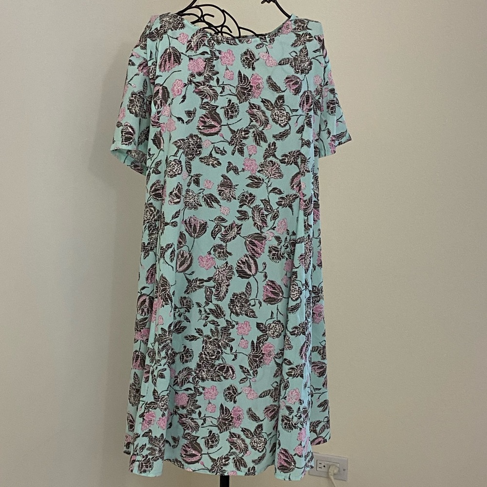 BLUE SHIFT DRESS WITH PINK & PURPLE FLORAL PRINT
